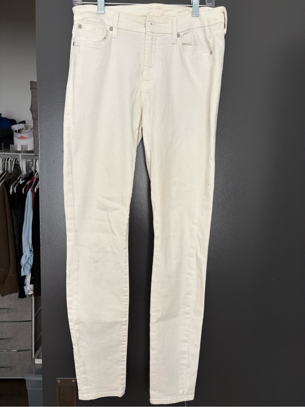 Women's White Skinny Jeans - Classic Slim Fit